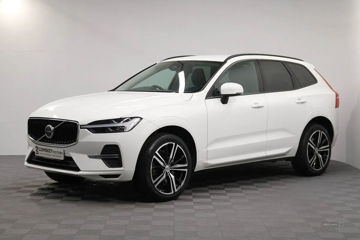 Volvo XC60 B4 Mhev Momentum - Image 3
