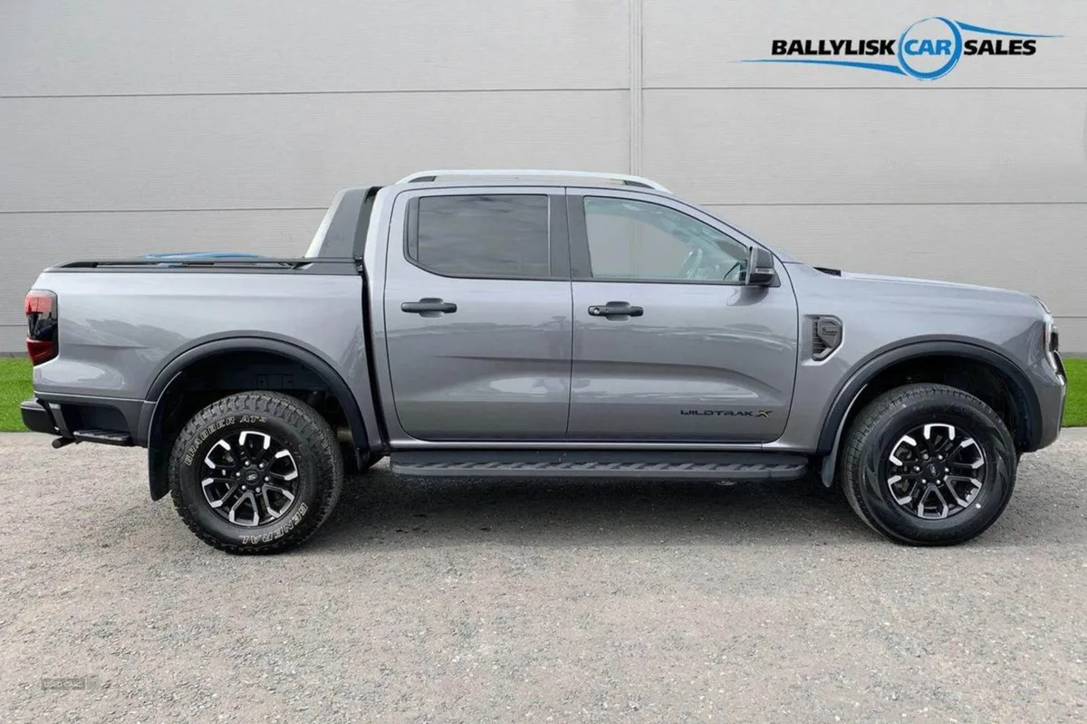Ford Ranger 2.0 TD 205PS Wildtrak X Auto 4WD in C - Image 3