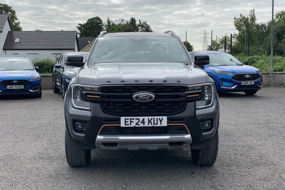 Ford Ranger 2.0 TD 205PS Wildtrak X Auto 4WD in C - Image 4