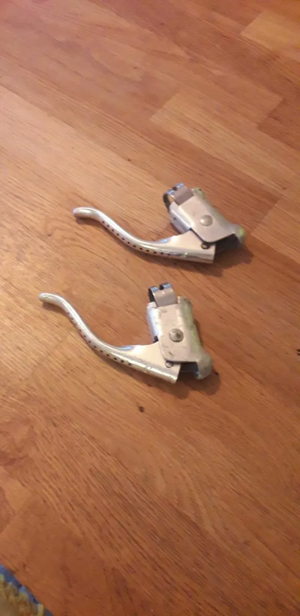 Free old Aluminium brake levers - Image 3