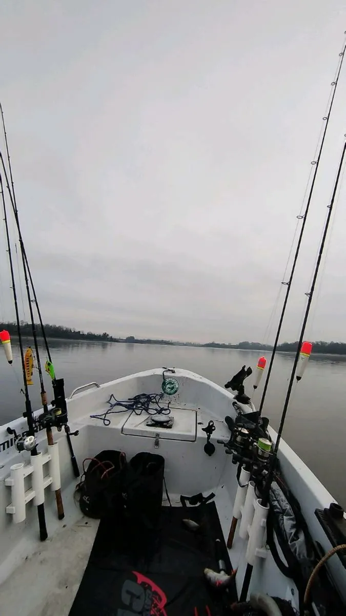 Fishing boat - Image 2