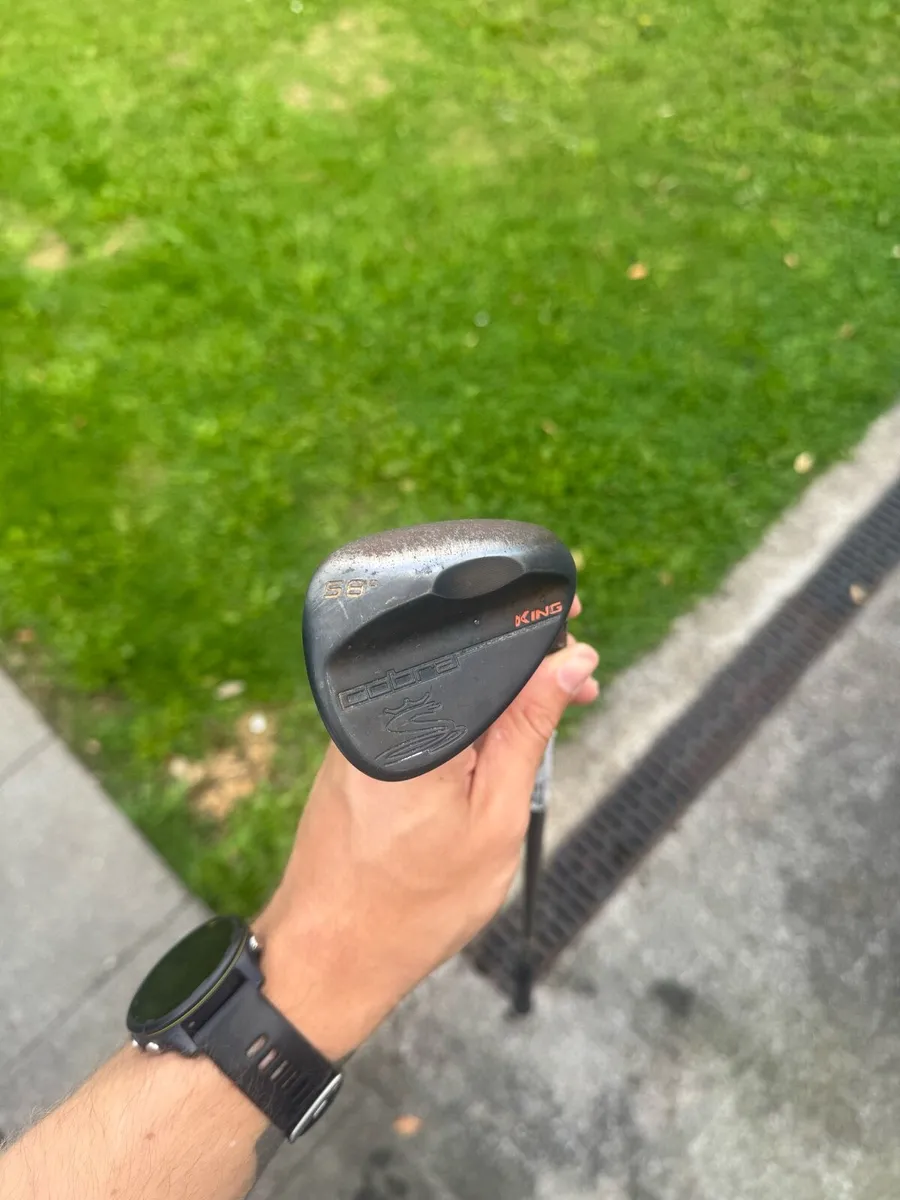 McGregor Golf Clubs + Extras - Image 4