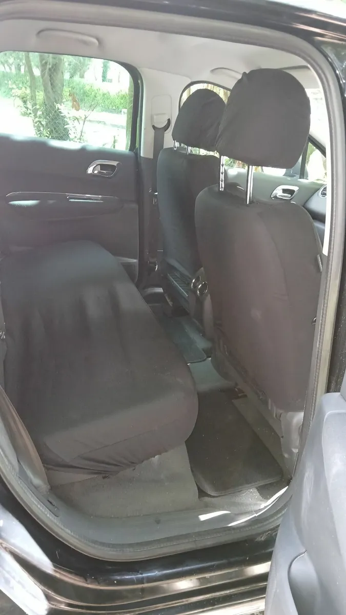 Peugeot 3008 2013 - Image 2