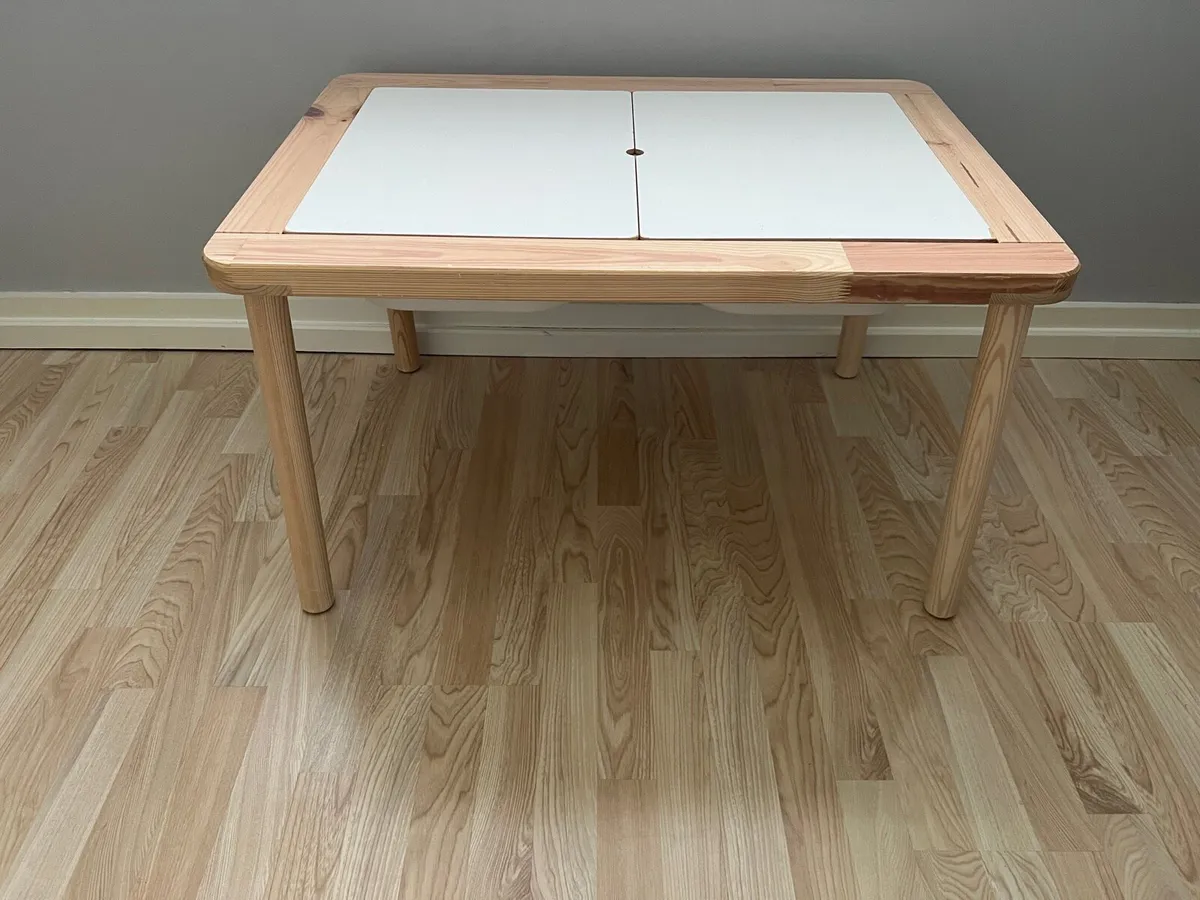 IKEA FLISAT children's table - Image 1