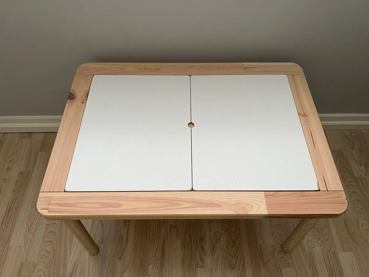 IKEA FLISAT children's table - Image 2