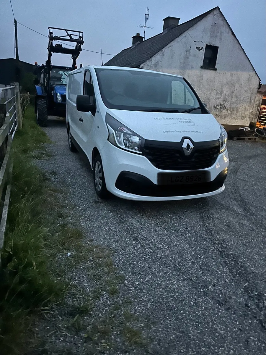 2018 Renault trafic - Image 1