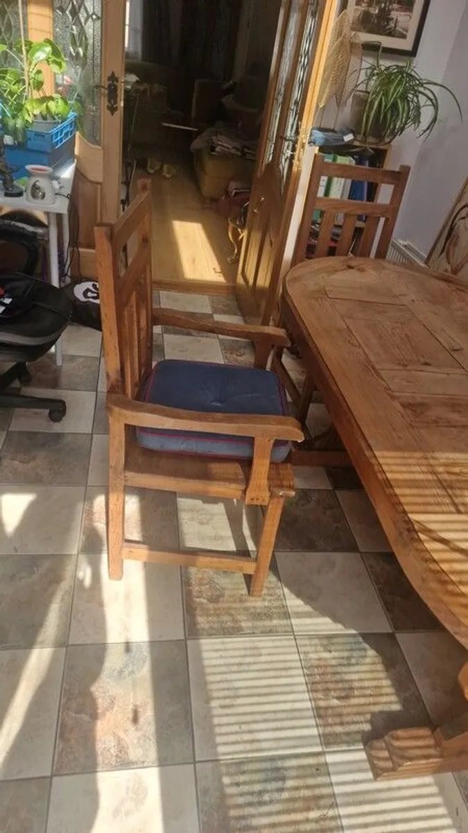 Mexican Pine Table x 6 chairs - Image 1