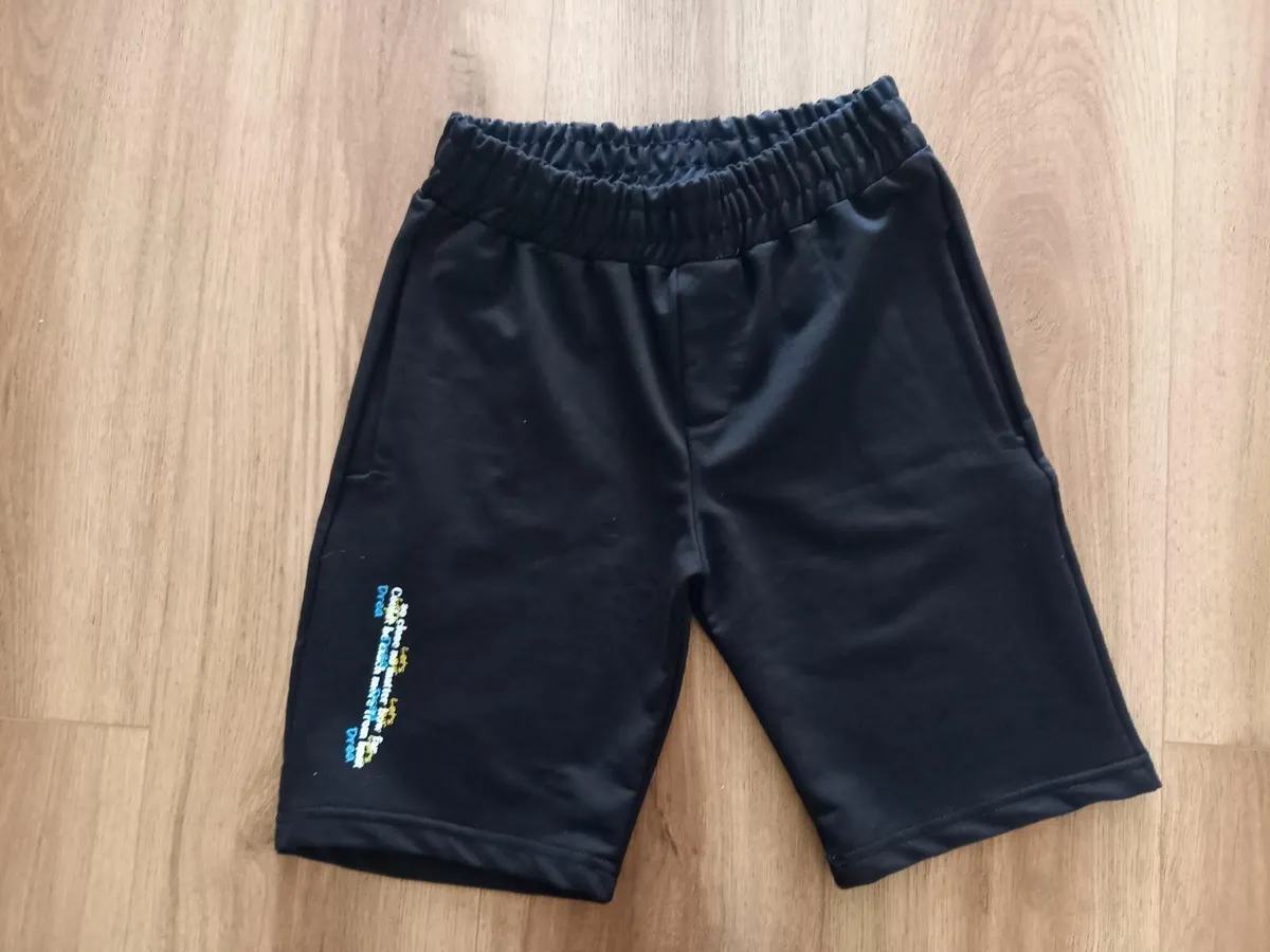 Boys Black Shorts and Green Top, Age 8 - Image 3