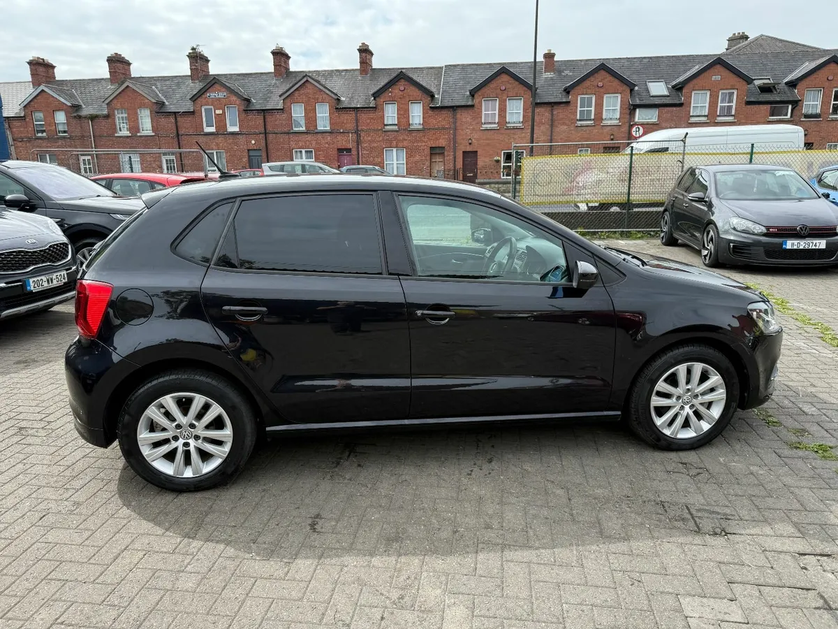 Volkswagen Polo 2016 1.2AUTO - Image 2