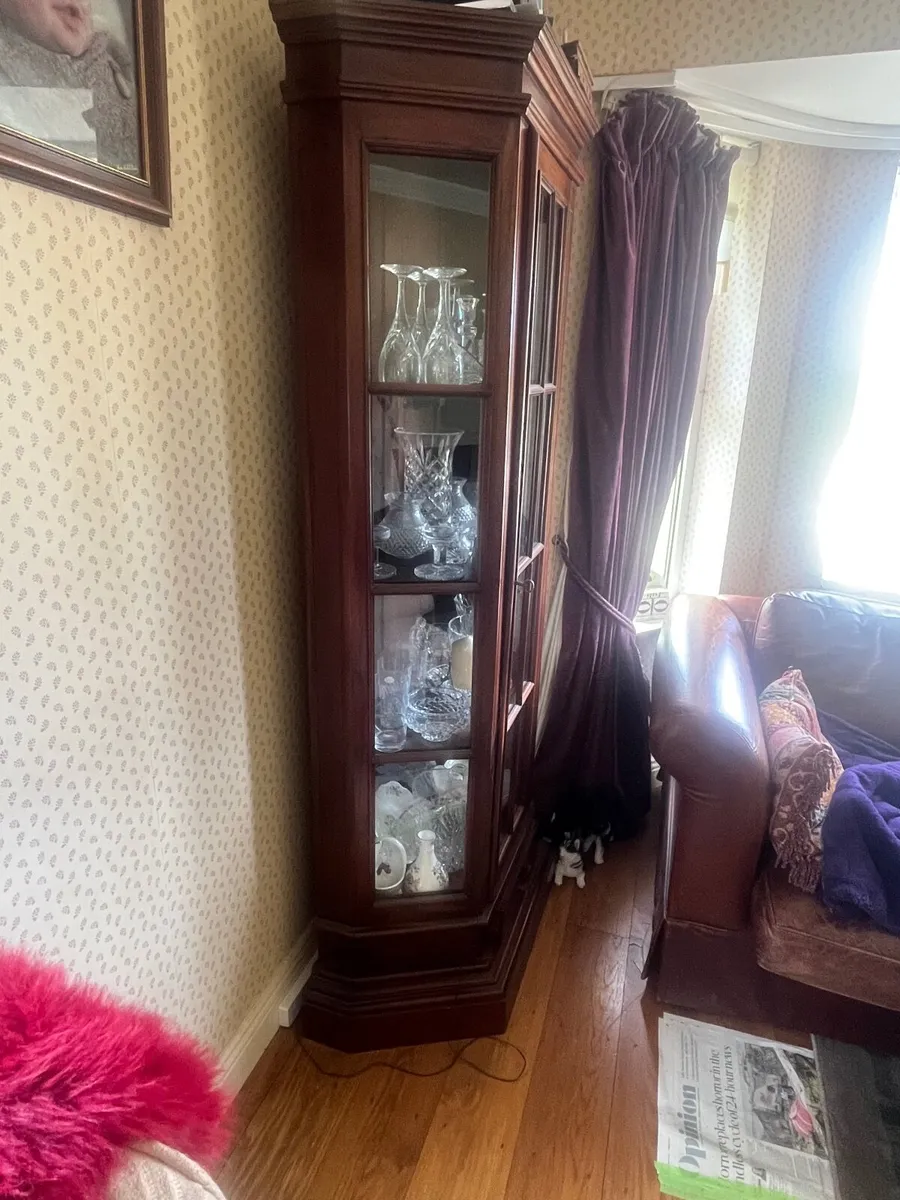Display cabinet - Image 2