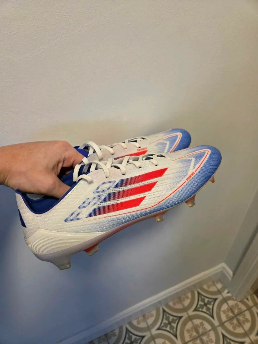 Football boots Adidas / Puma - Image 1