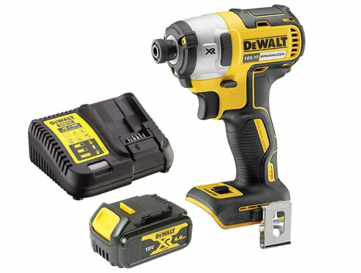 DeWalt DCF887 18V XR Impact Driver 4Ah Battery Set