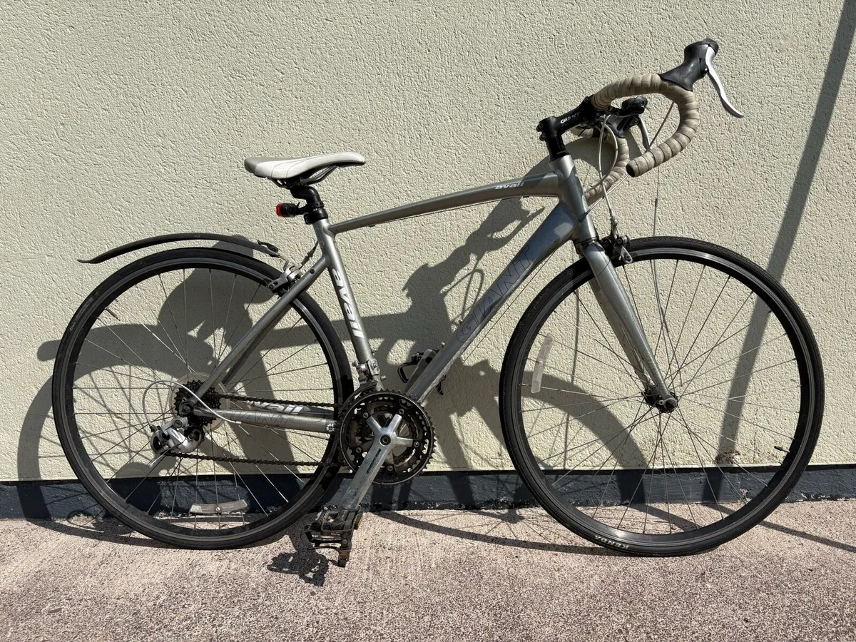 Ladies Road Bike - Giant Avail -Recently Serviced - Image 2