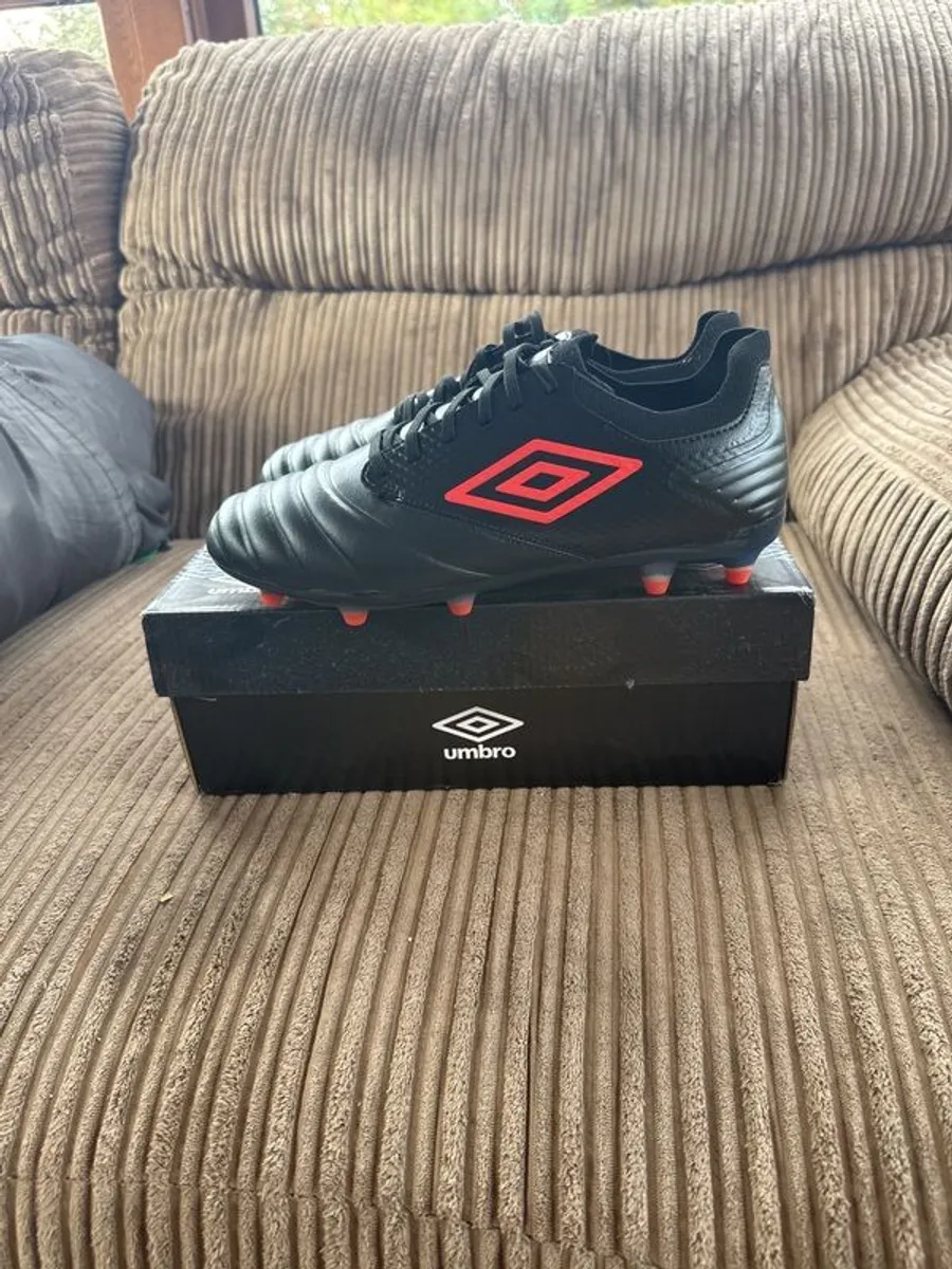 Brand New Umbro Football boots UK 6.5 - Image 1