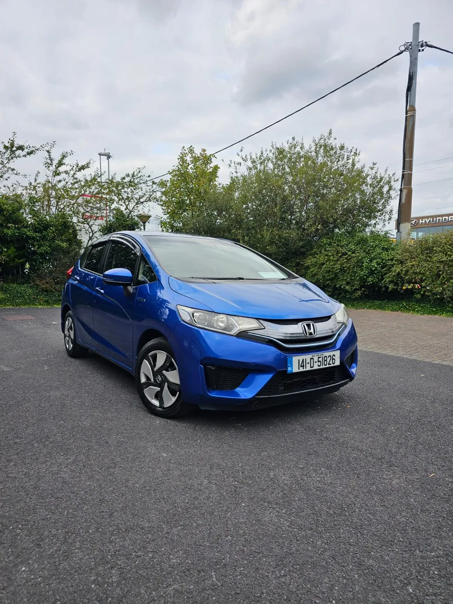 Honda Fit Hybrid 2014 Automatic - Image 4