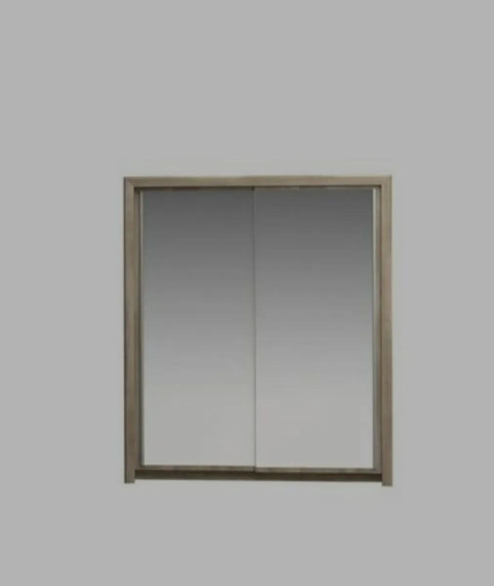 Solid Wardrobe - Image 1