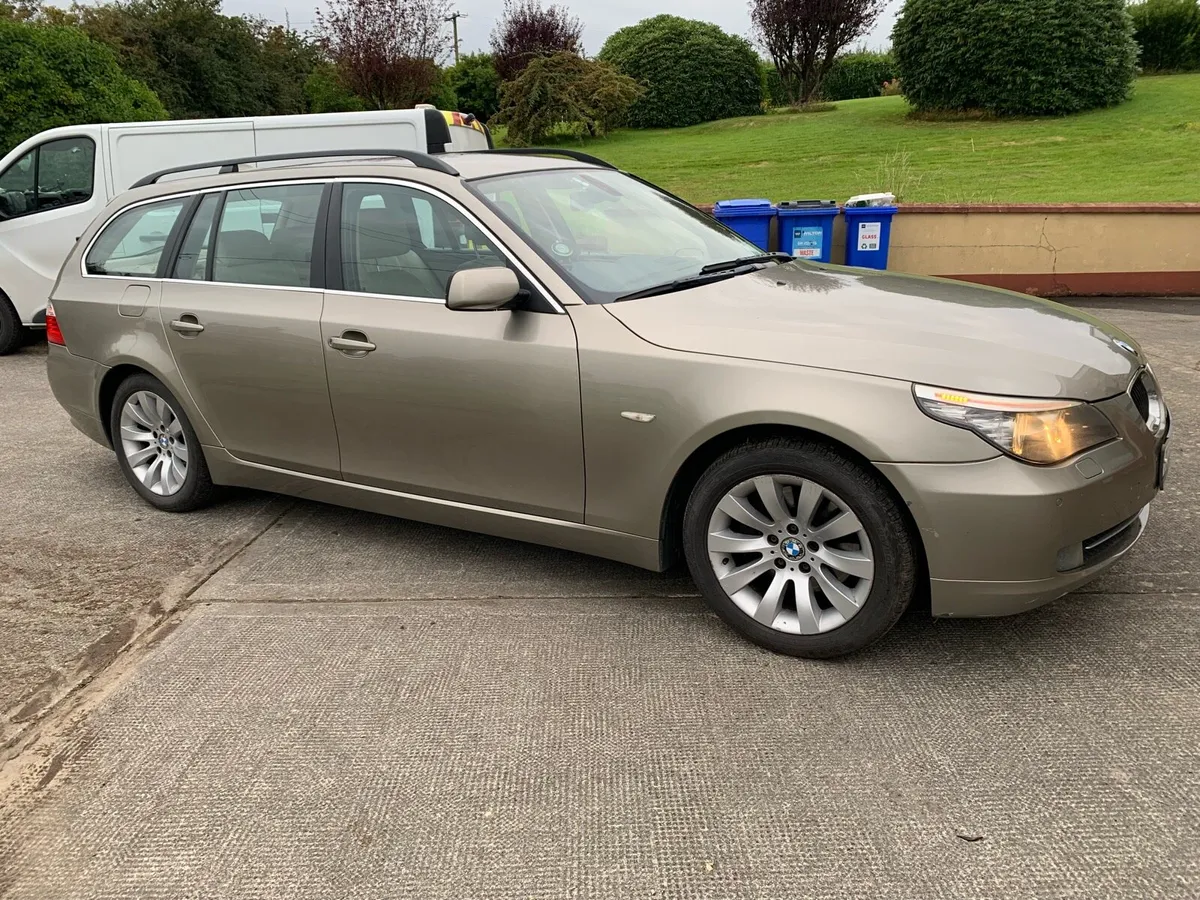 BMW 530d Touring (E61) Low road tax - Image 3