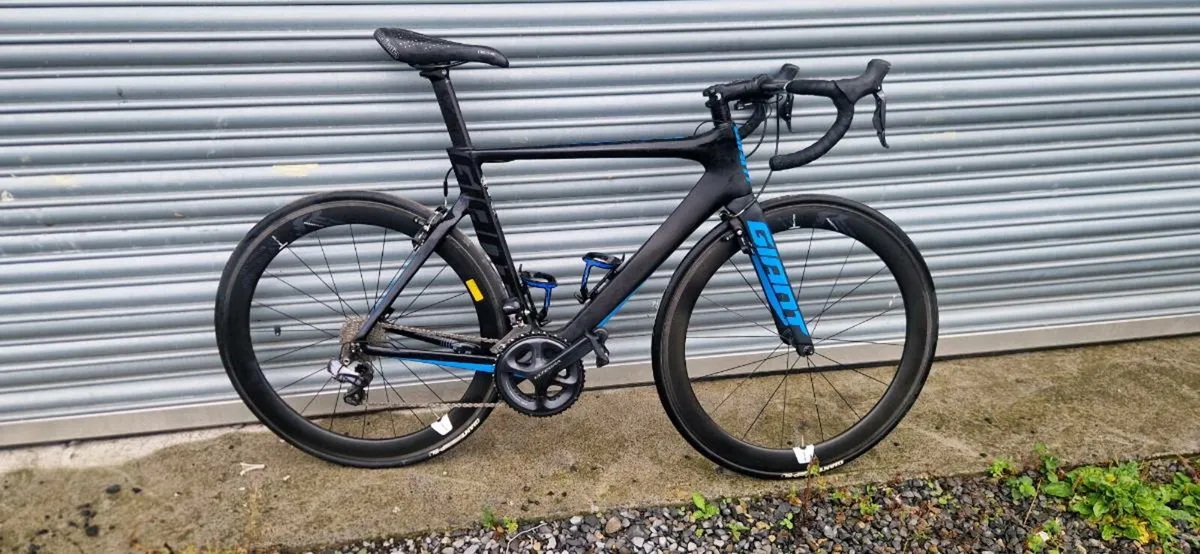 Giant Propel bike - Image 1
