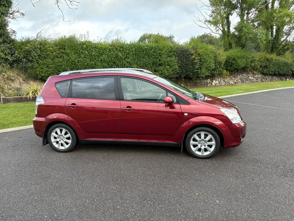 Toyota Corolla Verso 7 Seater - Image 2