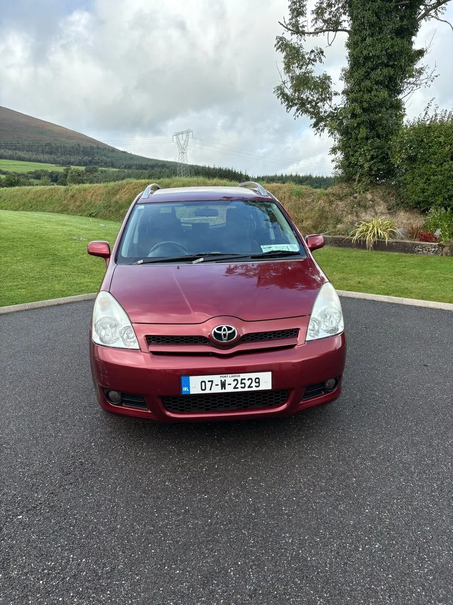 Toyota Corolla Verso 7 Seater - Image 3