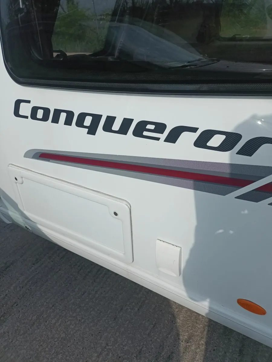 Caravan - Image 1