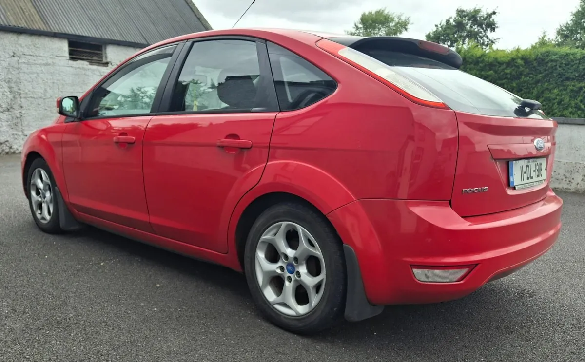 Ford Focus GHIA 2011 - Image 4