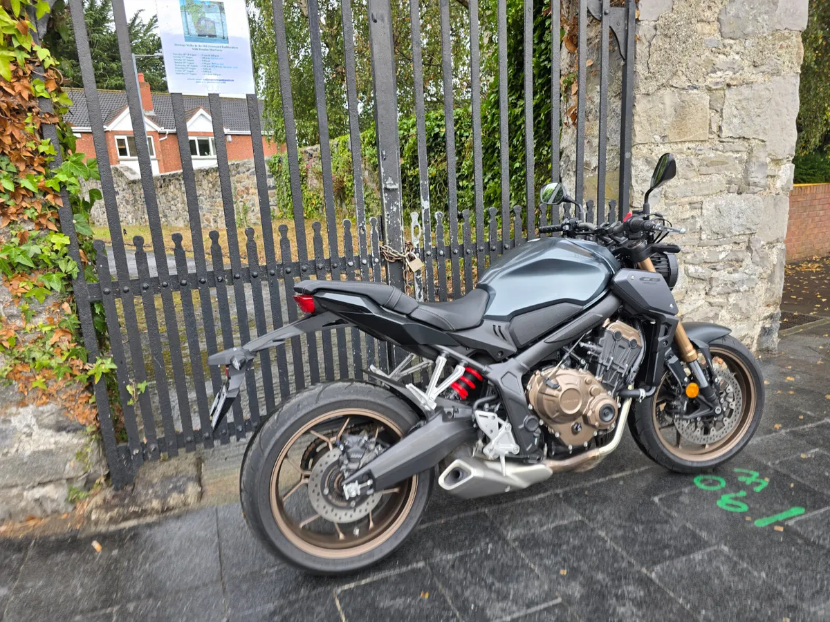 2023 HONDA CB650R MOTO4U - Image 2