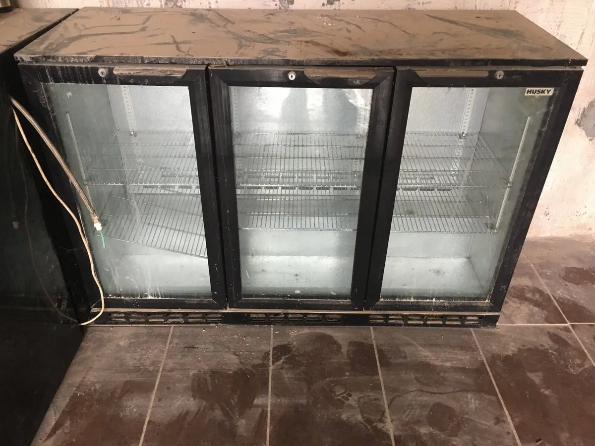 Display fridge - Image 1