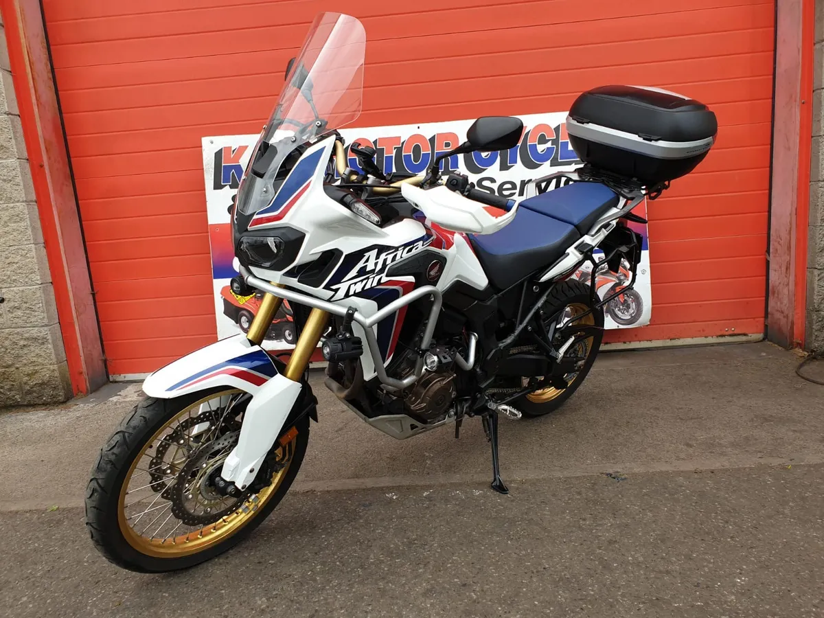 Honda Africa Twin 1000 - Image 1