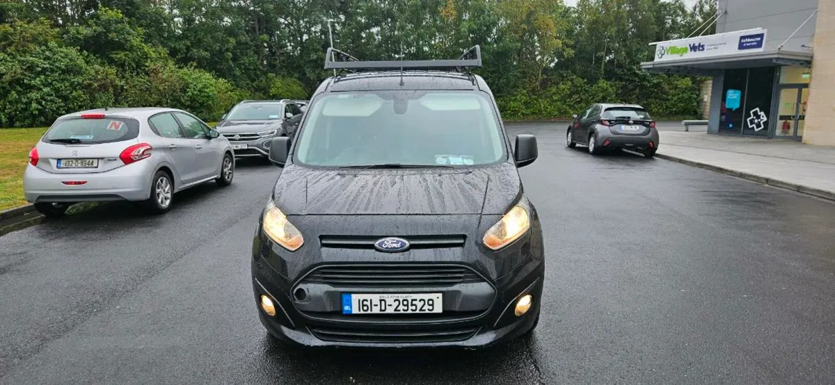 FORD TRANSIT CONNECT - Image 2