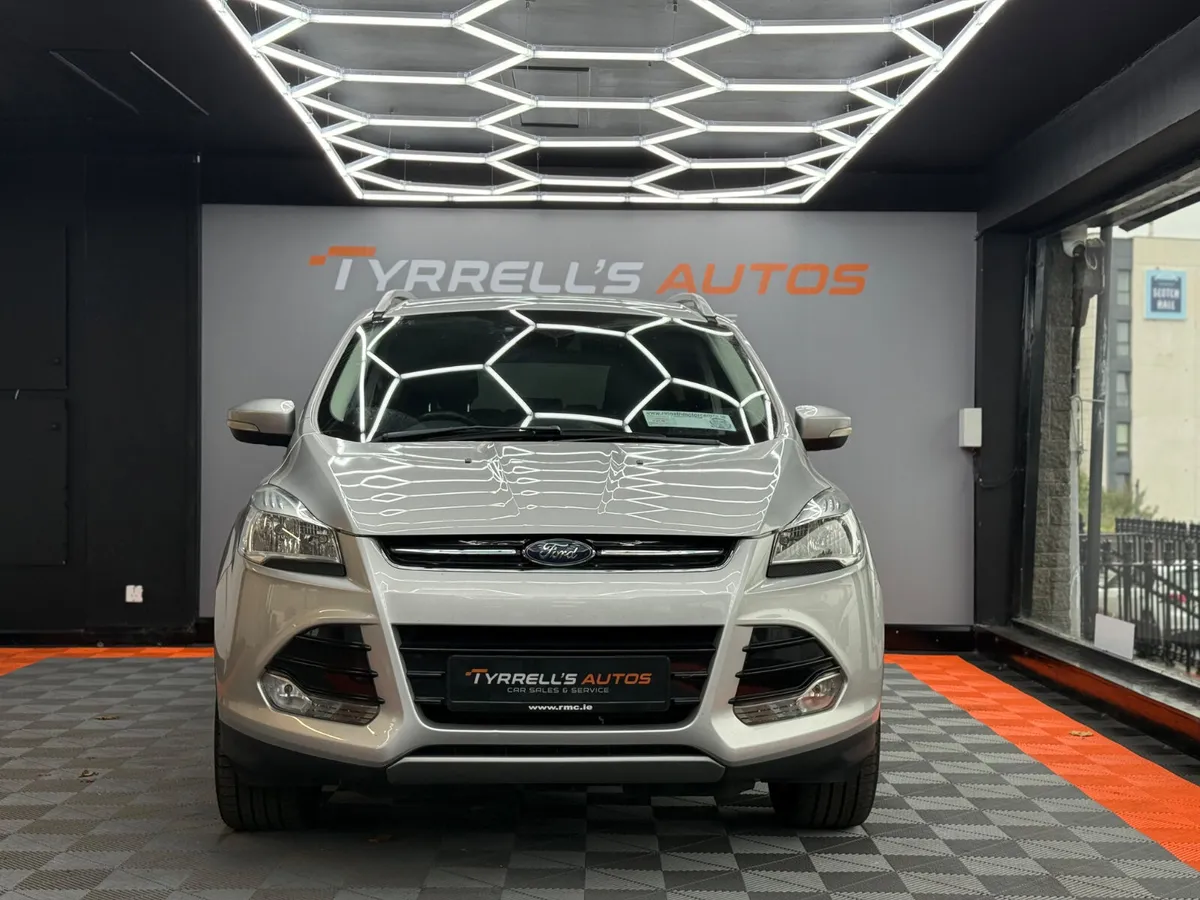 Ford Kuga 2.0 TDCI Titanium "Finance Ready" 2016 - Image 3