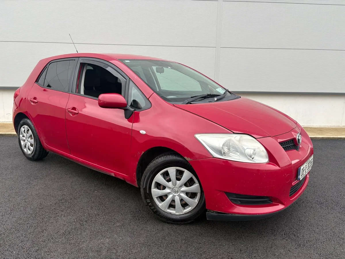 Toyota Auris NCT & TAX - Image 1