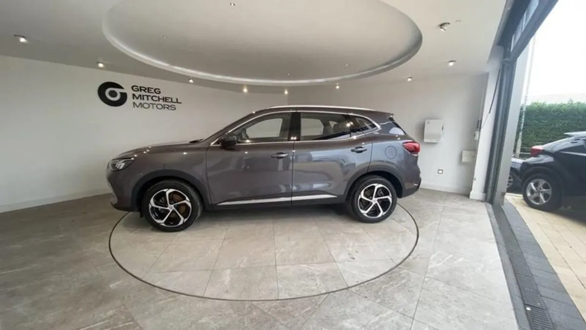 MG HS 1.5 T-gdi SE 5dr - Image 4