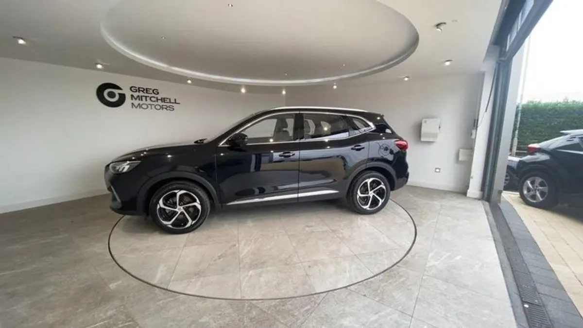 MG HS 1.5 T-gdi Phev SE 5dr Auto - Image 4