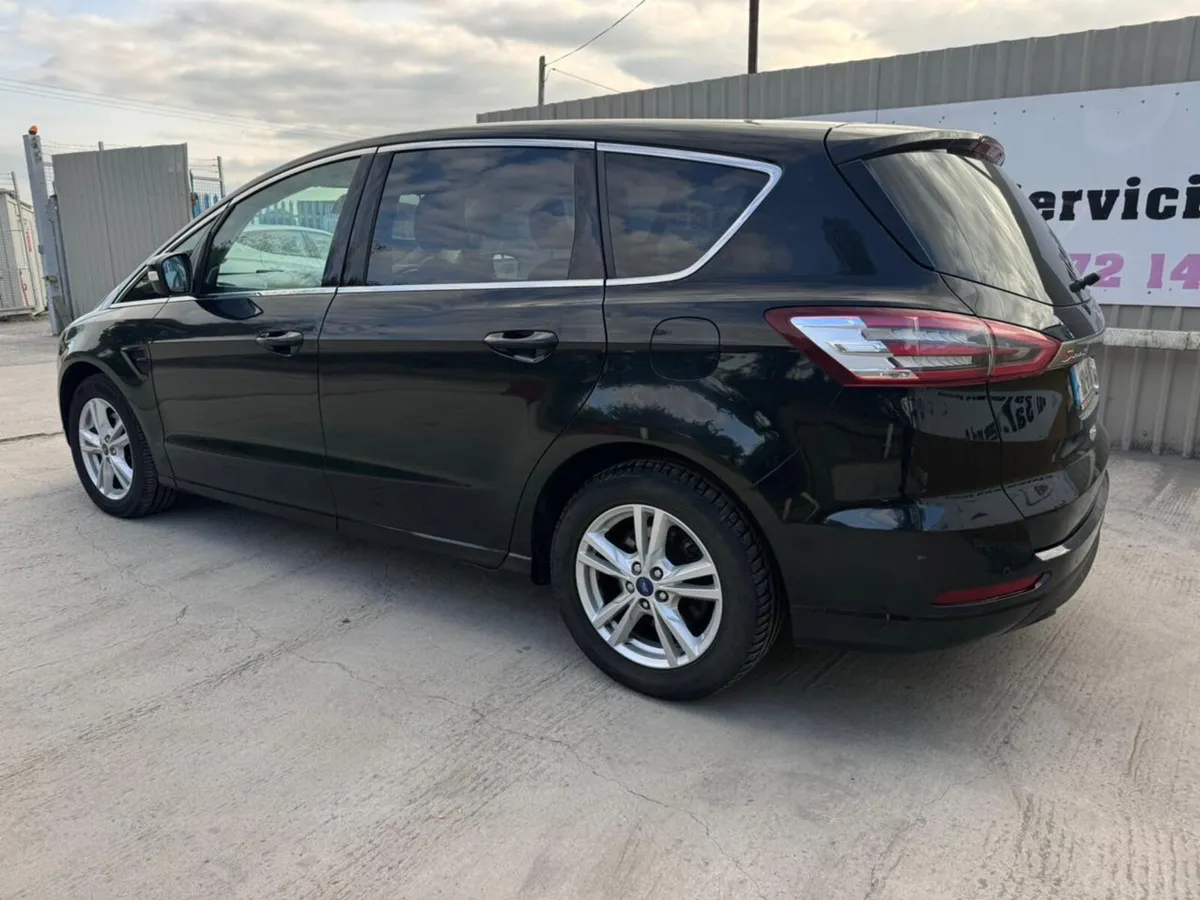 162 Ford S-Max 2.0D TITANIUM Warranty - Image 4