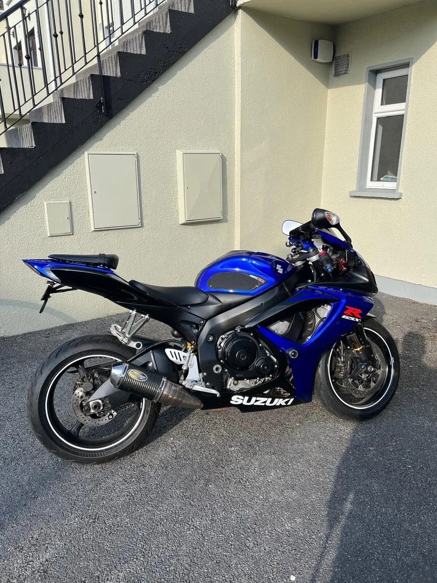 Suzuki GSX-R k7 750 - Image 2