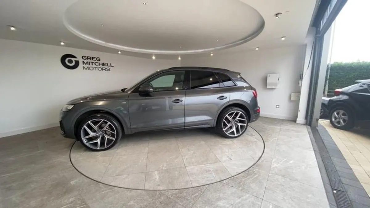 Audi Q5 40 TDI Quattro S Line 5dr S Tronic - Image 4