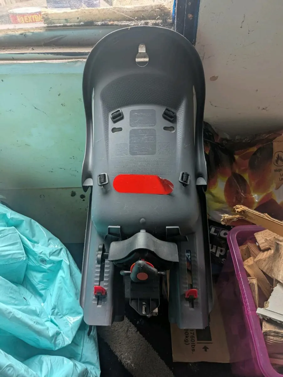 Child Seat - Image 2