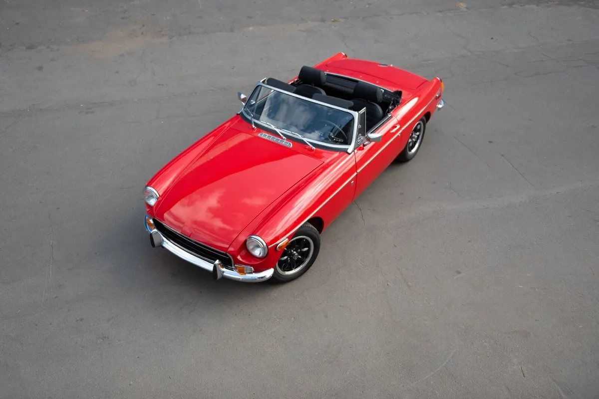 MG MGB Roadster 1970 - Image 1