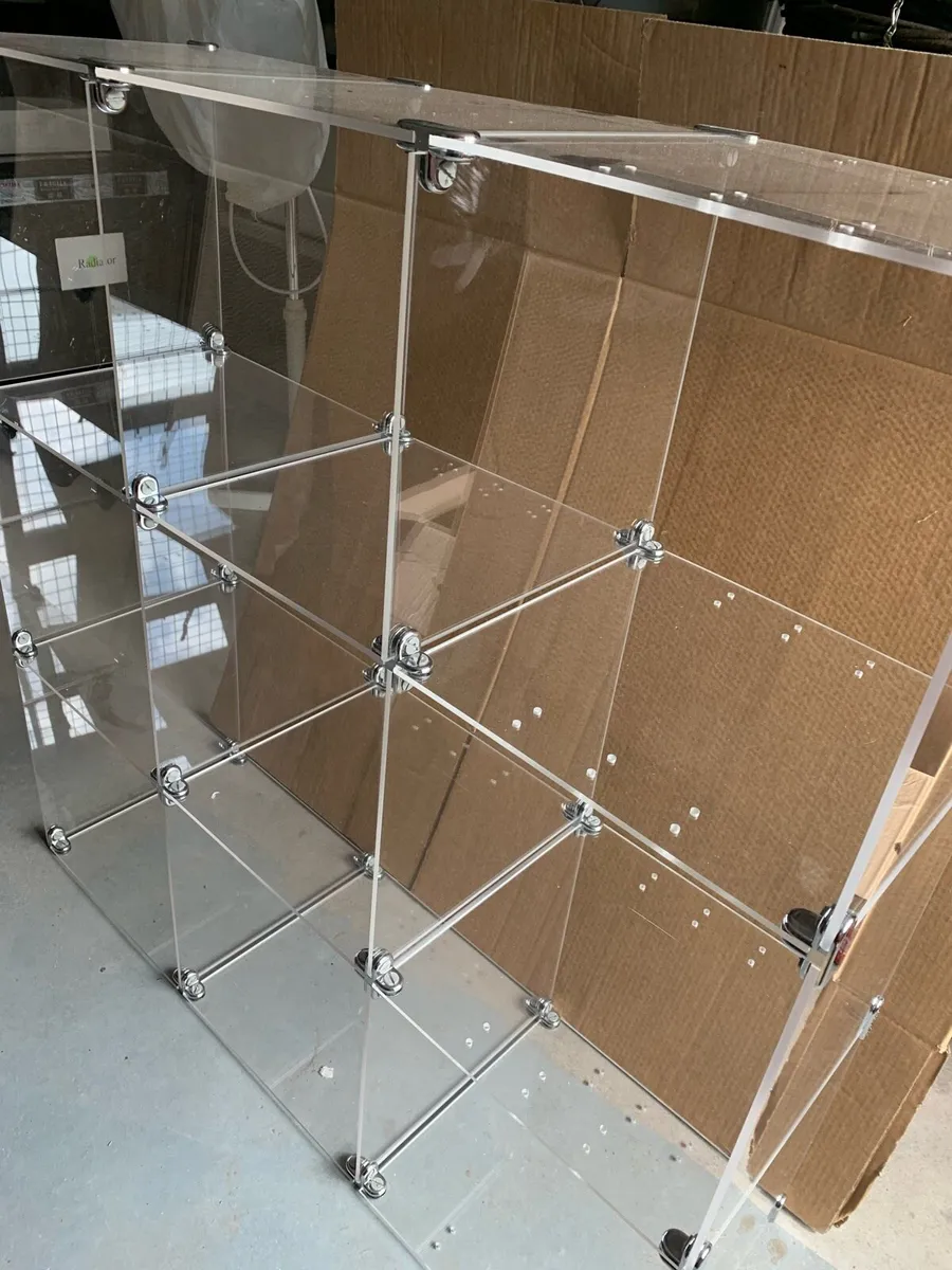 Clear acrylic display x 3pcs, 92cm x 92cm - Image 3