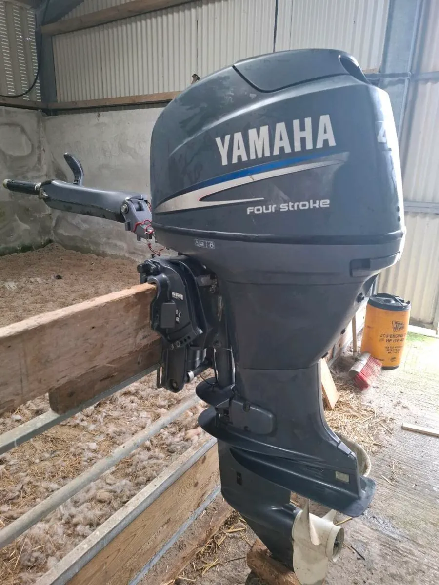 Yamaha 40HP boat engine - Image 3