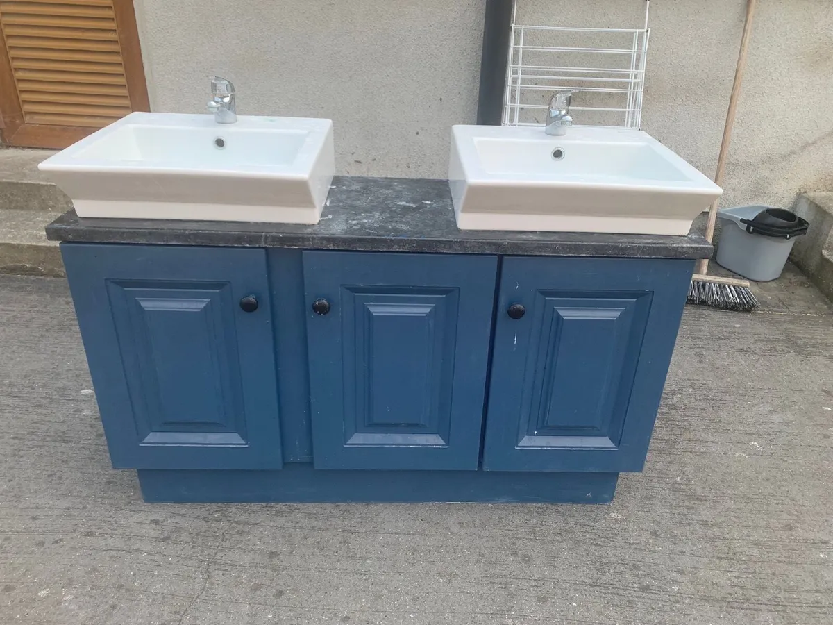 Sink - Image 1