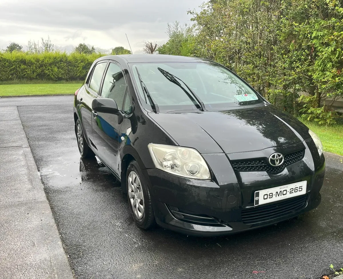 1.4 D4D Toyota Auris - Image 1