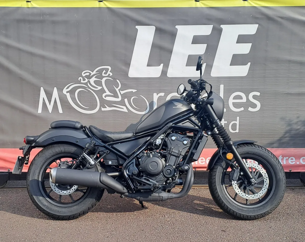 2022 HONDA CMX500 REBEL *LOW MILEAGE* - Image 1