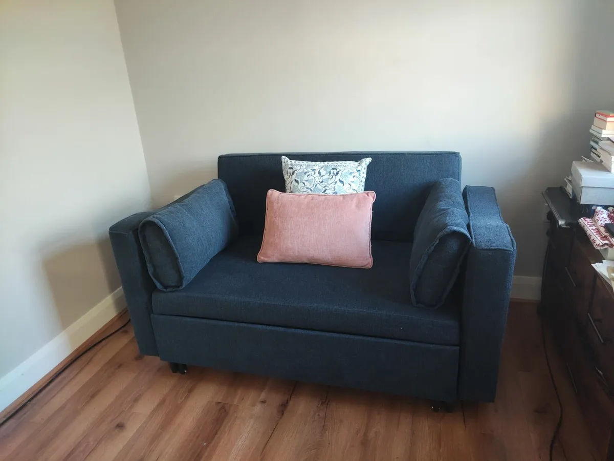 Sofa Bed + Mattress Topper + Storage Bag – €400 🛋 - Image 1