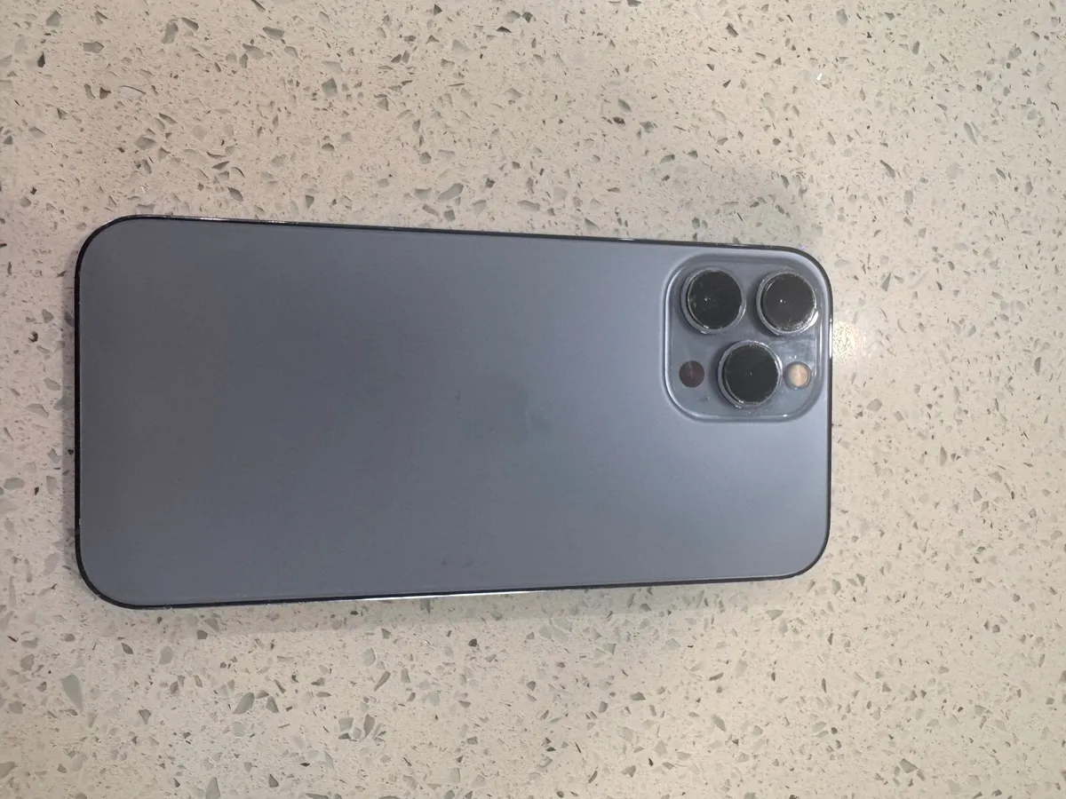 iPhone 13 Pro Max - Image 1