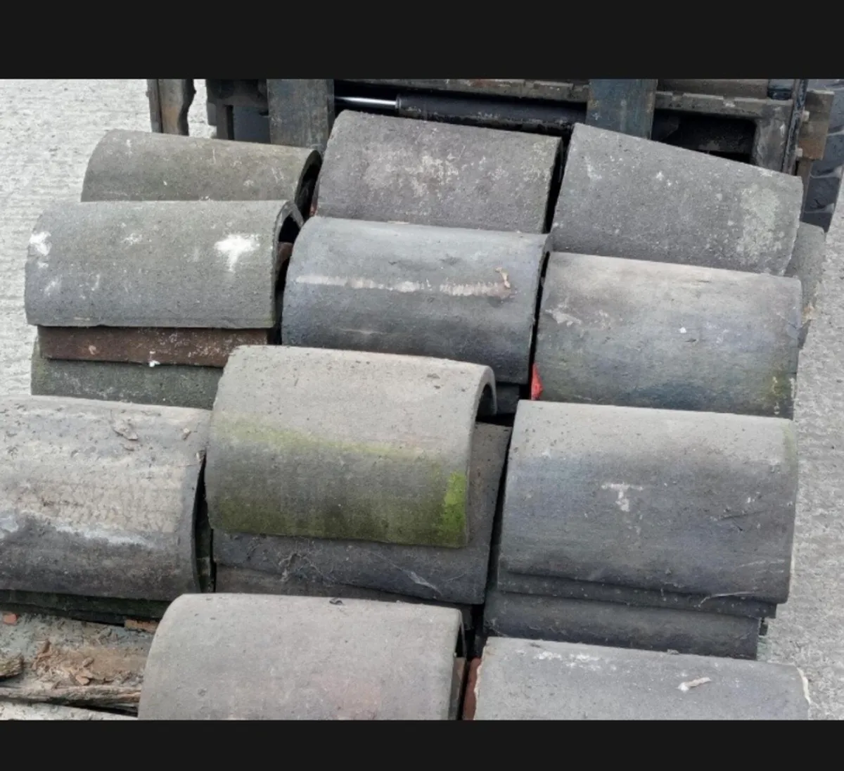 Reclaimed half round ridge tiles - Image 3