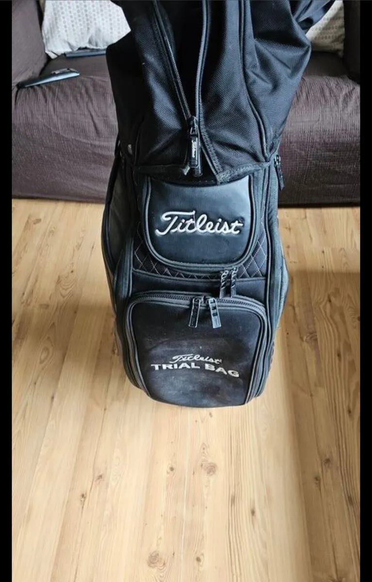 Titleist midsize tour bag - Image 2