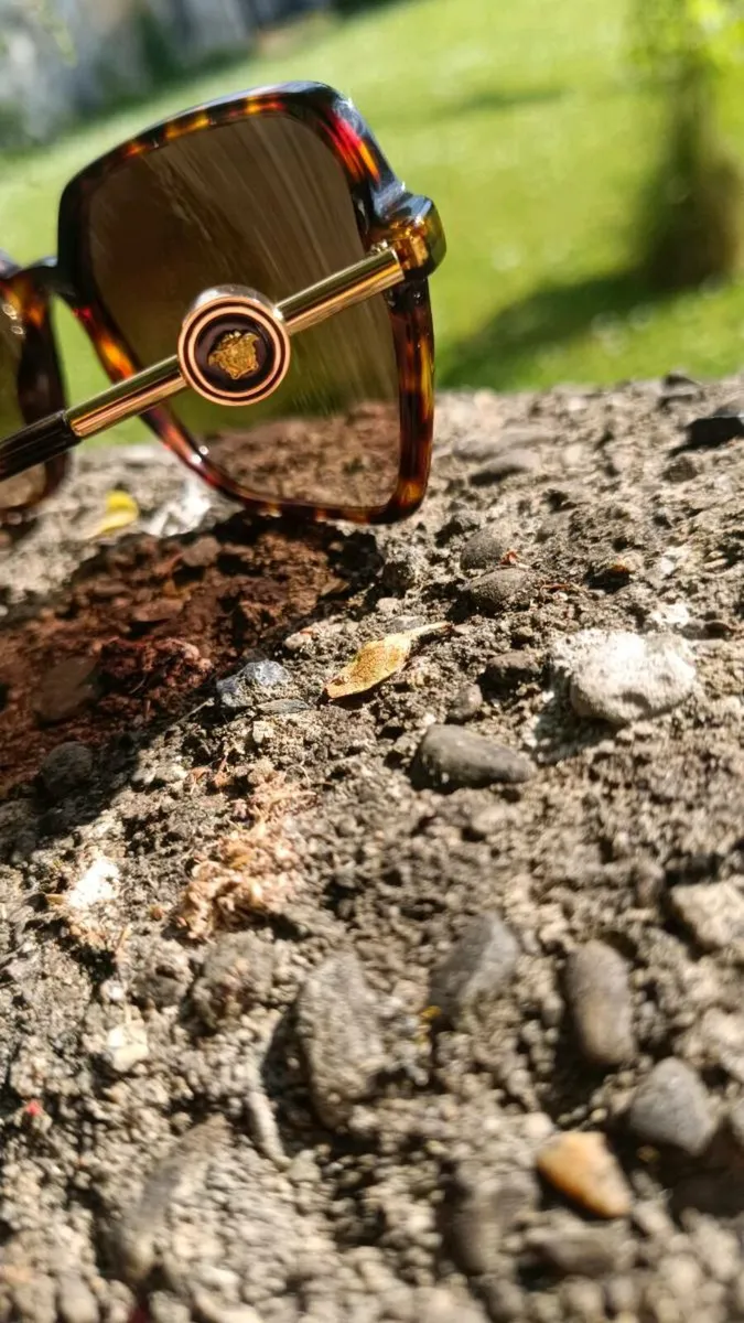 Genuine Versace sunglasses - Image 3