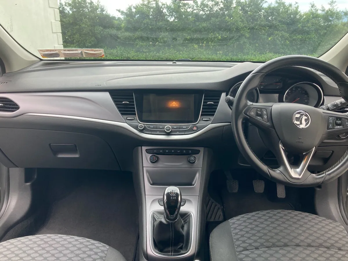 Vauxhall Astra 2017 - Image 4